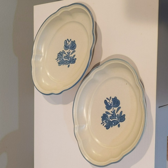 🛒 Pfaltzgraff Yorktowne Oval Ruffled Edge Dishes set of 2 Vintage USA - Picture 1 of 5